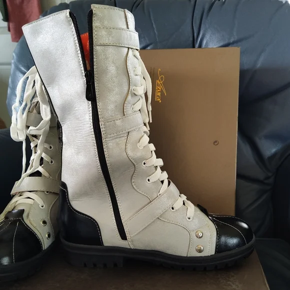 Fall/Spring boots - Picture 4 of 8